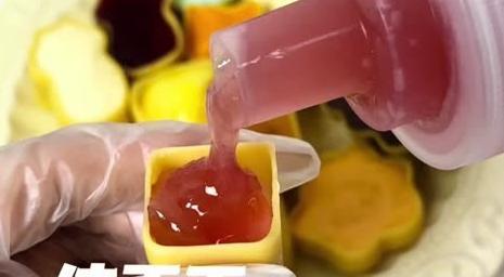 叫停的网红零食既是三无又有致癌风险龙8体育入口别买也别吃！被人民日报(图4)