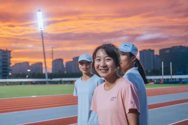小美女徐冰洁就是人来疯唯一打开230的00后(图5)